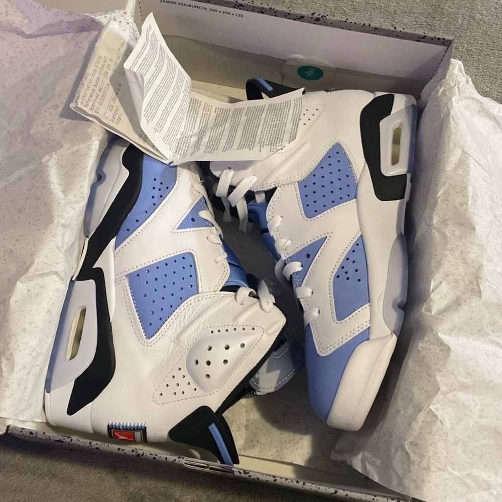 Air Jordan 6 Retro